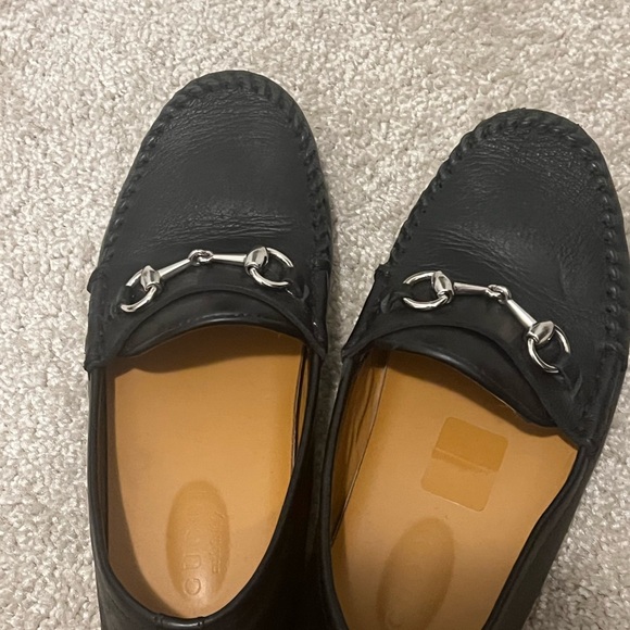 Gucci shoes for boys black color size 29 - Picture 2 of 4